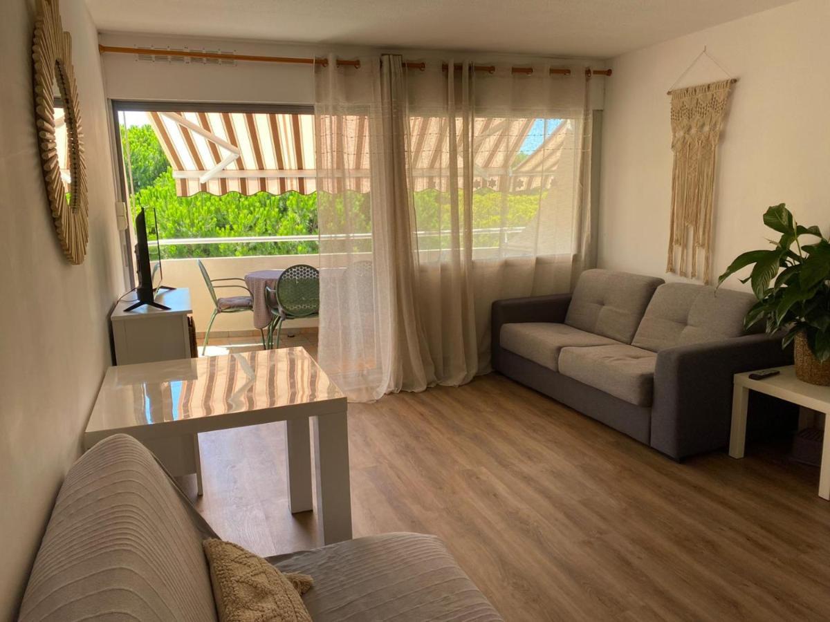 Agreable Studio Cabine A 5 Min A Pied De La Plage Le Grau-du-Roi Exteriör bild